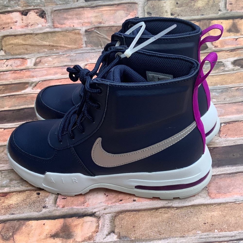 Nike Air Max Goaterra 2.0 size M.7/W8.5